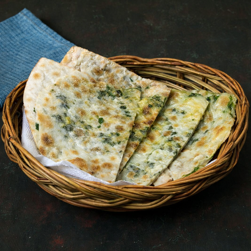 VEGAN CHEESE & GARLIC NAAN
